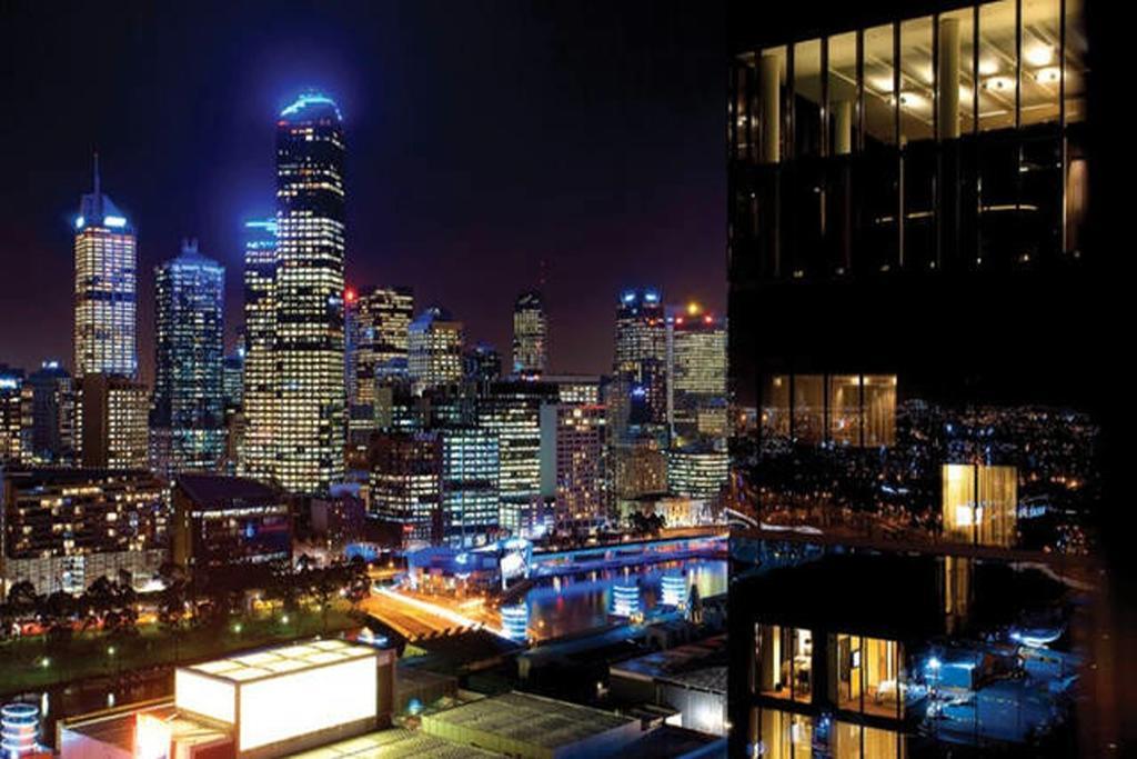 Mj Shortstay Whiteman St Apartment เมลเบิร์น ภายนอก รูปภาพ